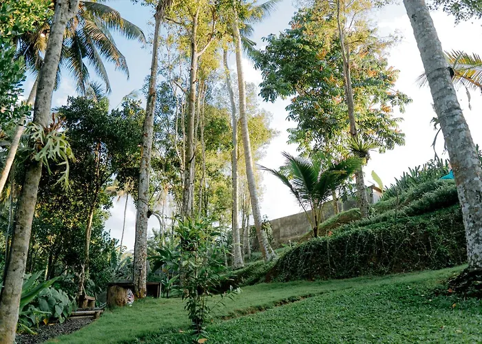 Guest house Bali Made Escape 4*