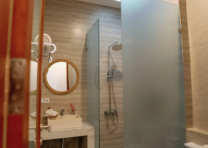Bali Made Escape Guest house 4*