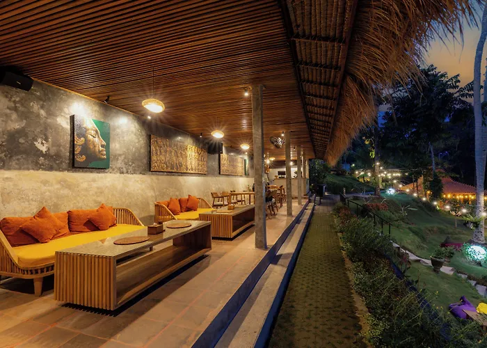 Bali Made Escape بيت ضيافة 4*